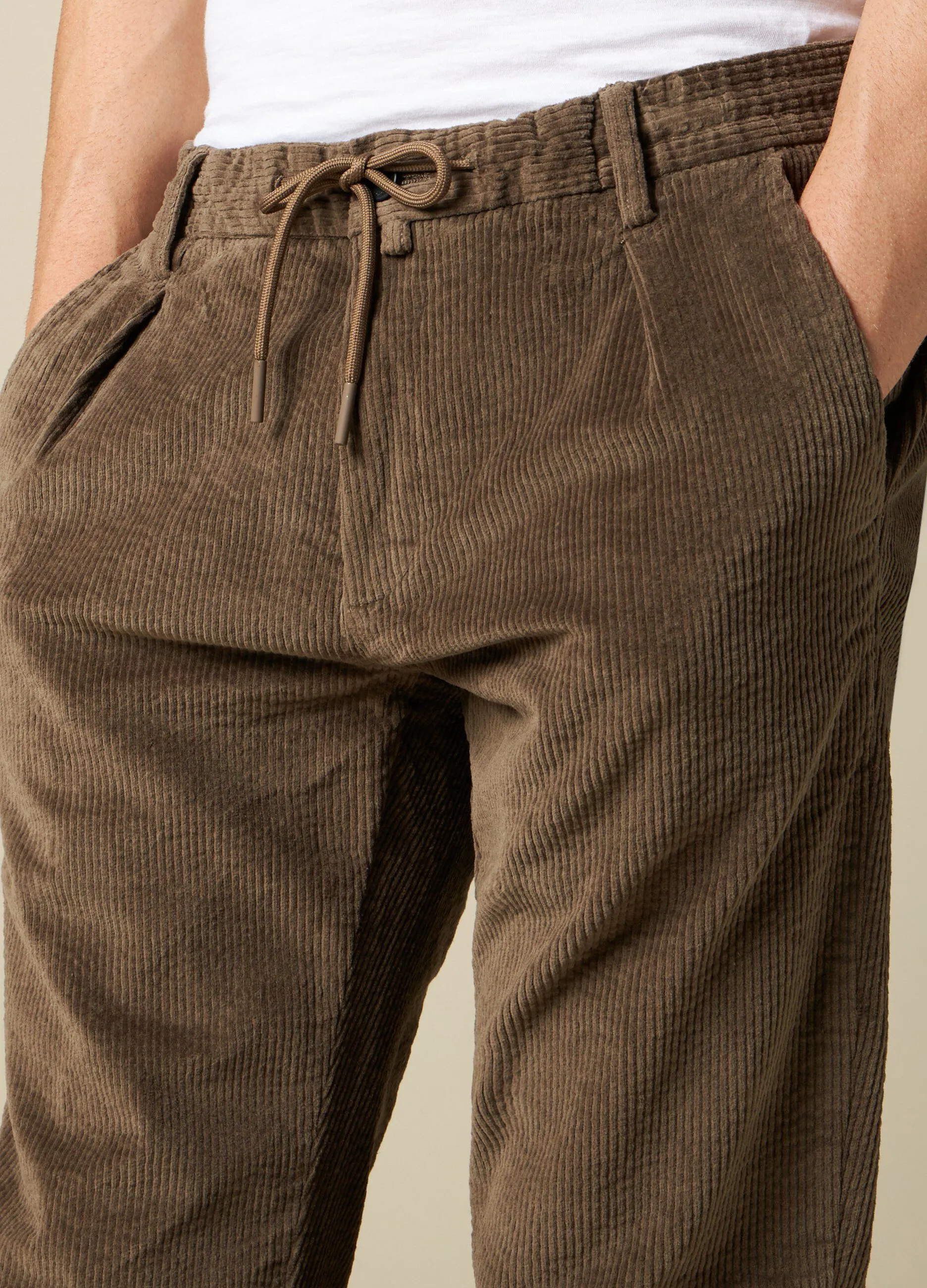J. HART & BROS  Pantaloni chino in costina di velluto uomo