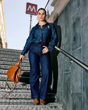 Pantaloni in denim a zampa con ricamo su tasche posteriori BLU