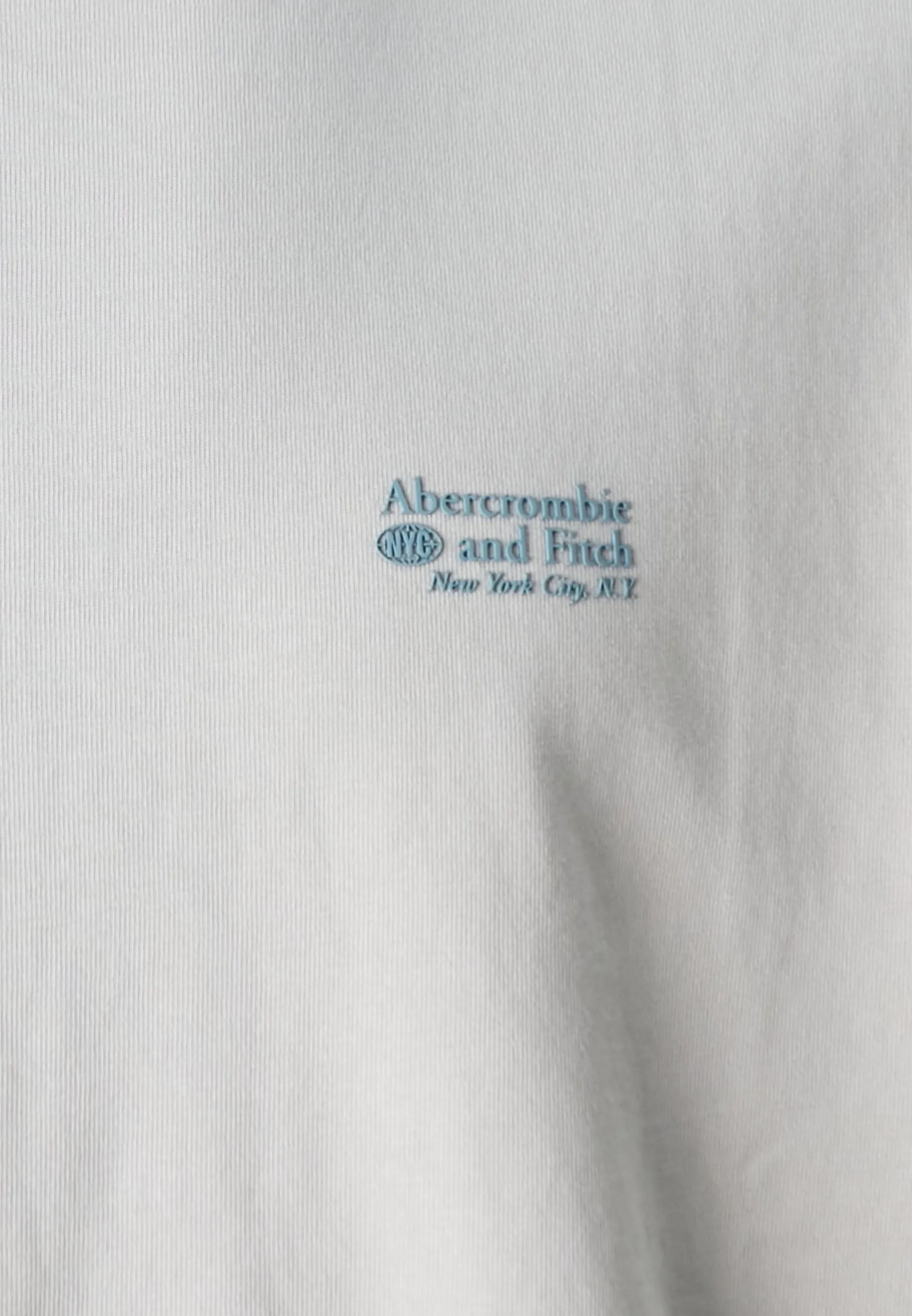 SMALL SCALE POLISHED TREND LOGO - T-shirt basic