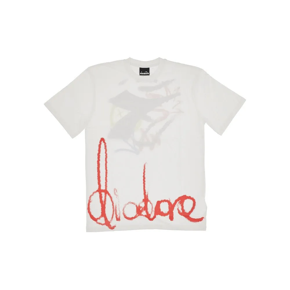 T-shirt con stampa spray